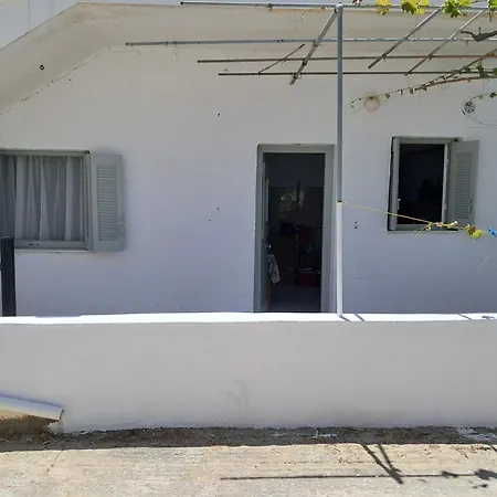 Dreeme Naxos House